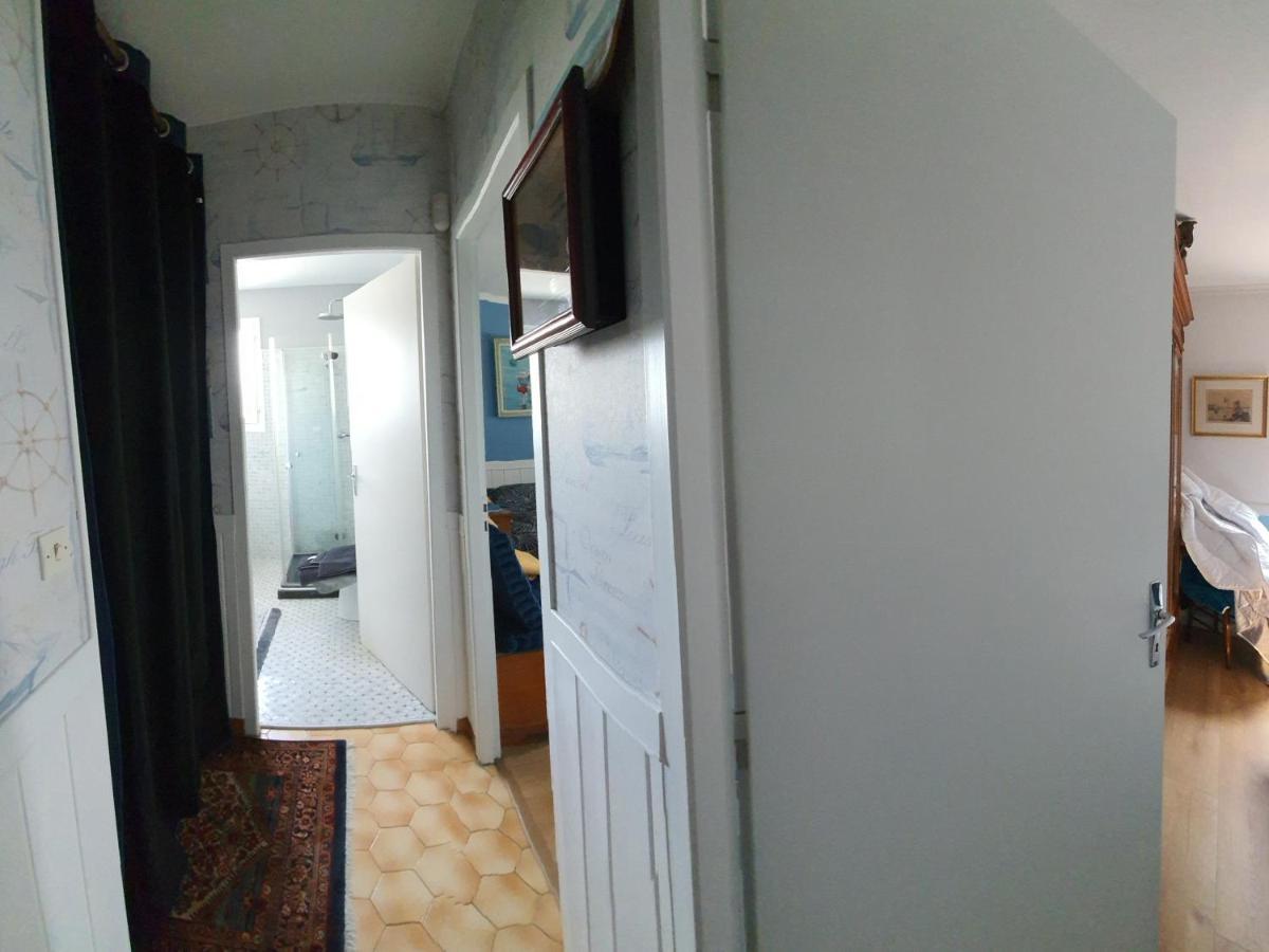 Bed and Breakfast Le Petit Manoir Vaux-sur-Mer Exterior foto